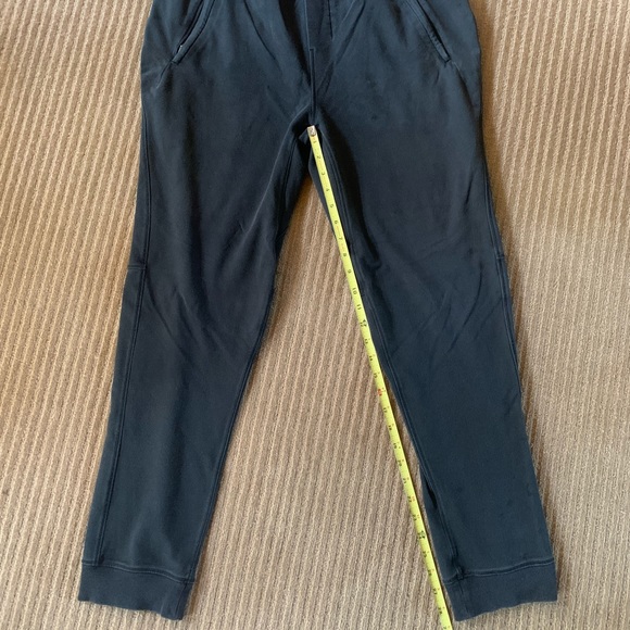 29” LuluLemon City Sweat Joggers - Men’s Medium - Picture 2 of 5